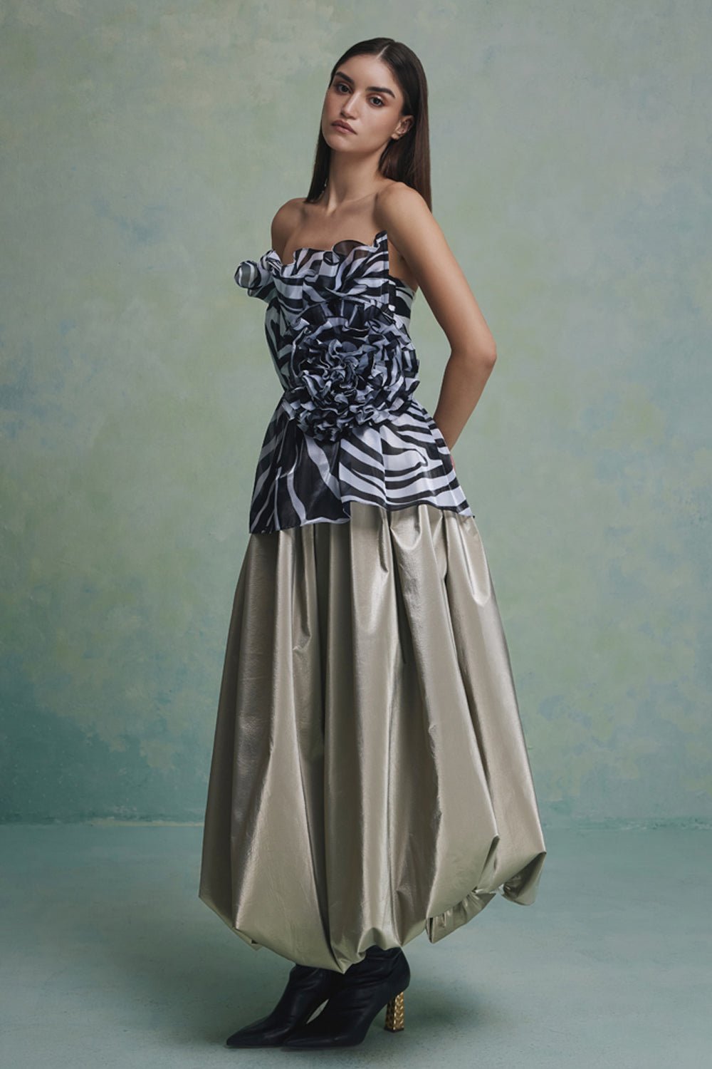 Rouge Ornament Skirt - Zabella