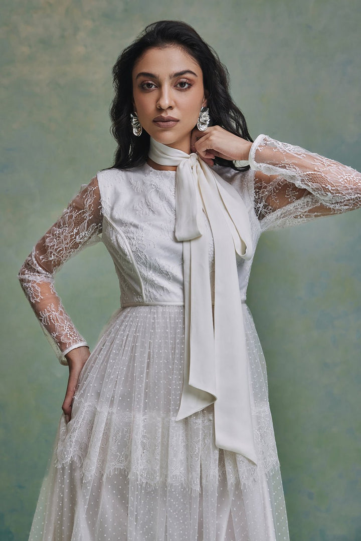 White Oasis Midi With Scarf - Zabella