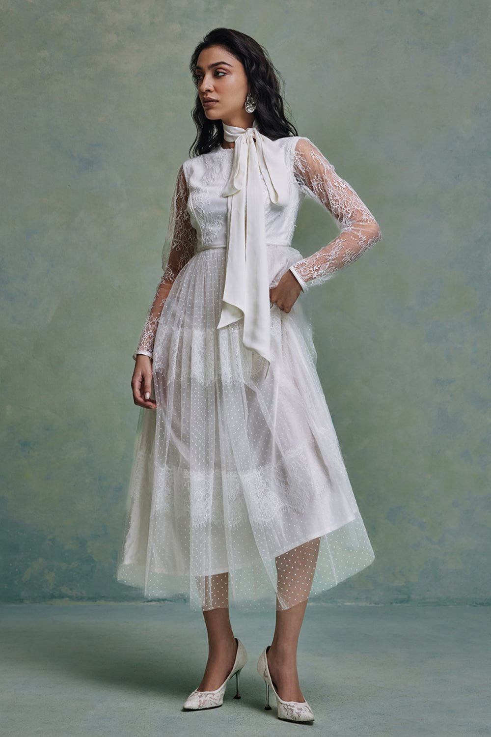 White Oasis Midi With Scarf - Zabella