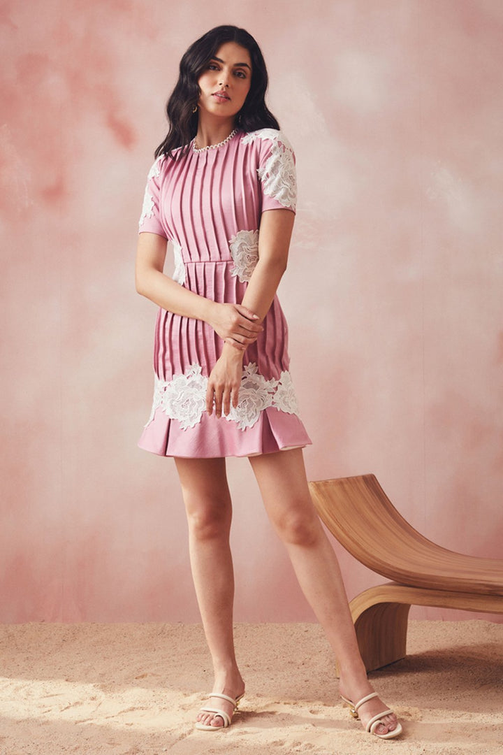 Powder Pink Lace Mini - Zabella