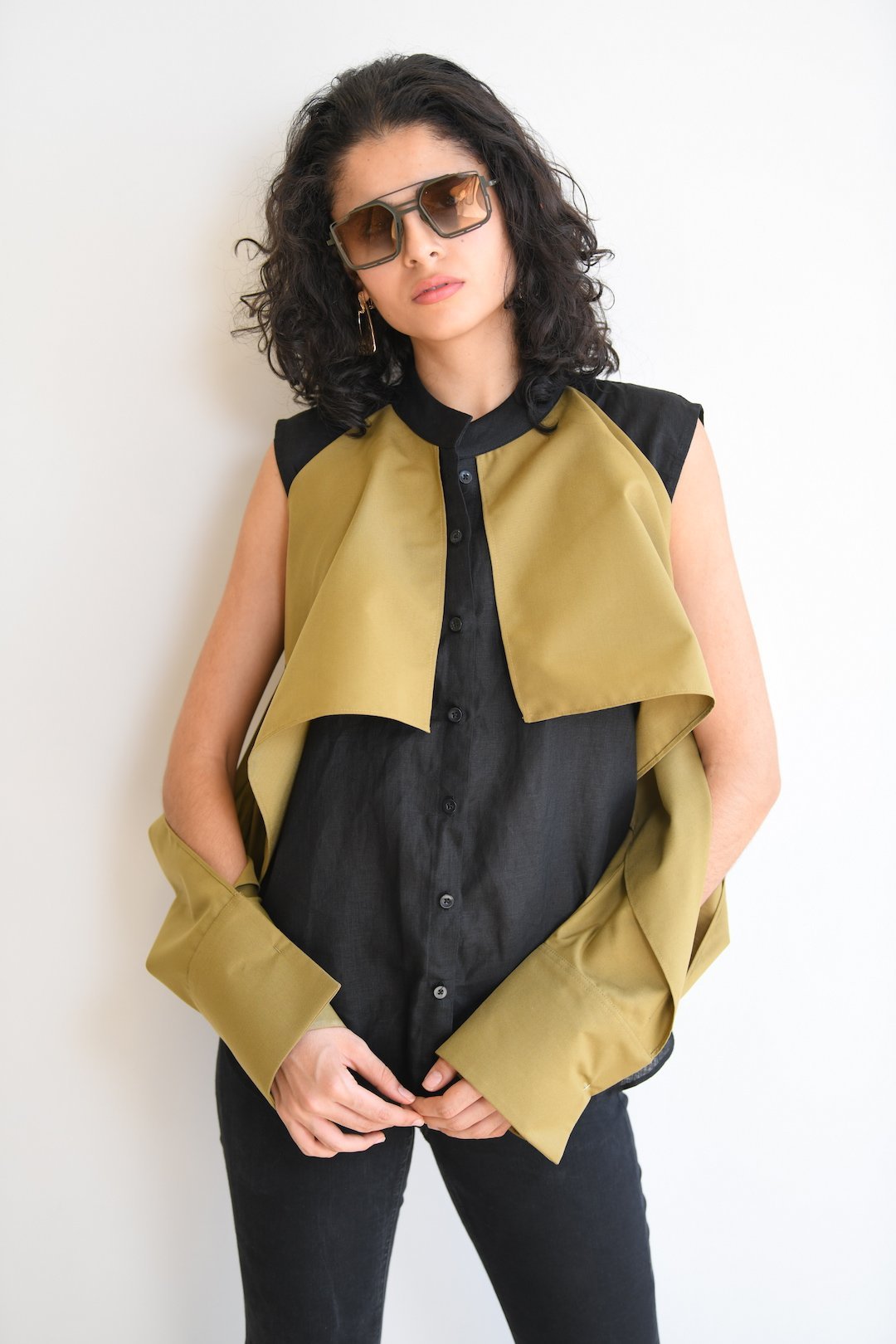 Shirt With Exaggerated Sleeve - Shopzabella