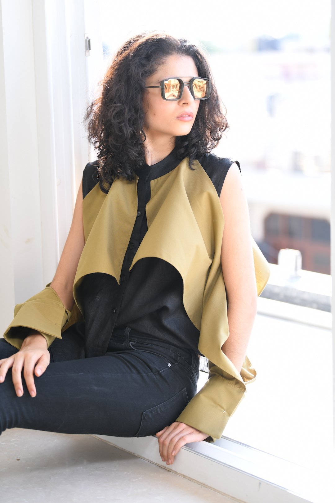 Shirt With Exaggerated Sleeve - Shopzabella